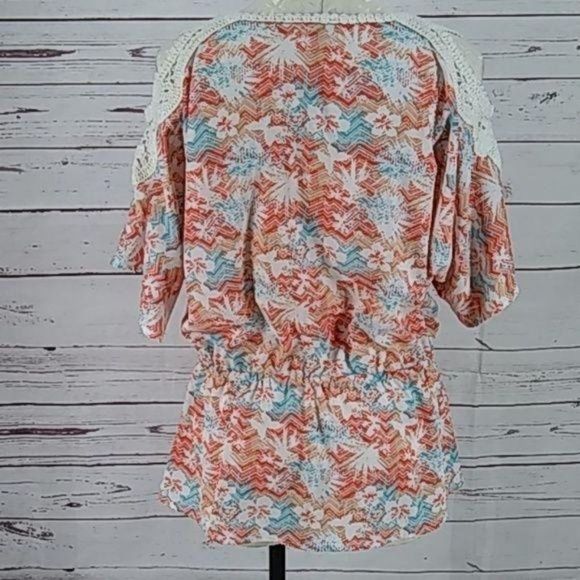 Milano Tropical Print Cold‎ Shoulder peplum blouse - Picture 3 of 8